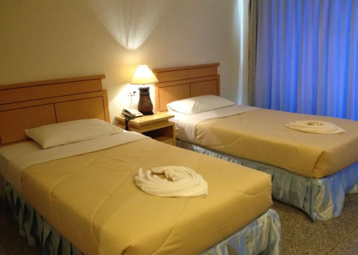 Maneerote Hotel Surin