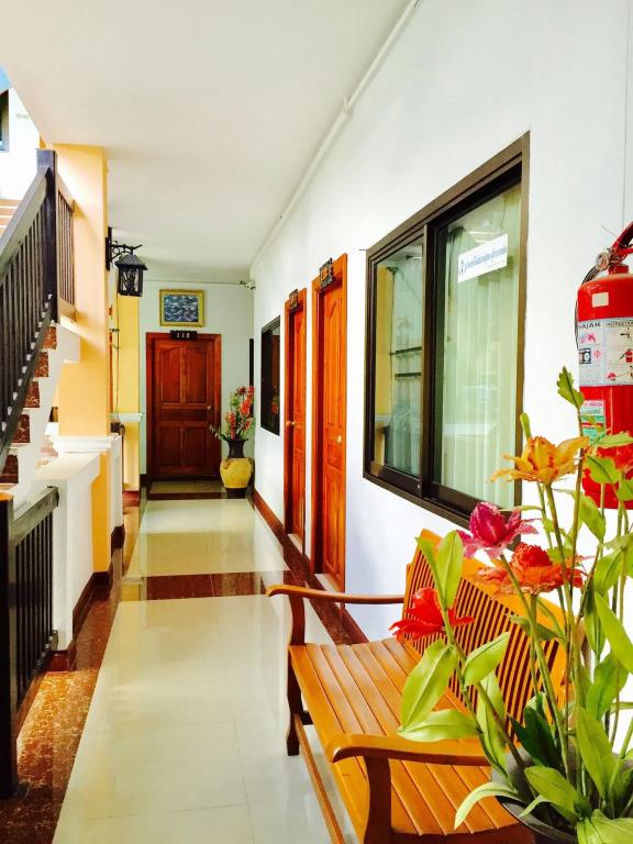 фото N-Joy Place