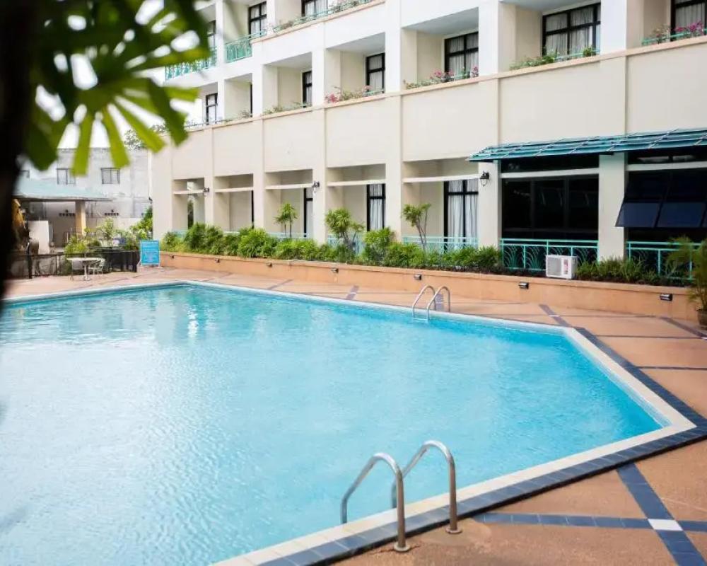 фото Surin Majestic Hotel