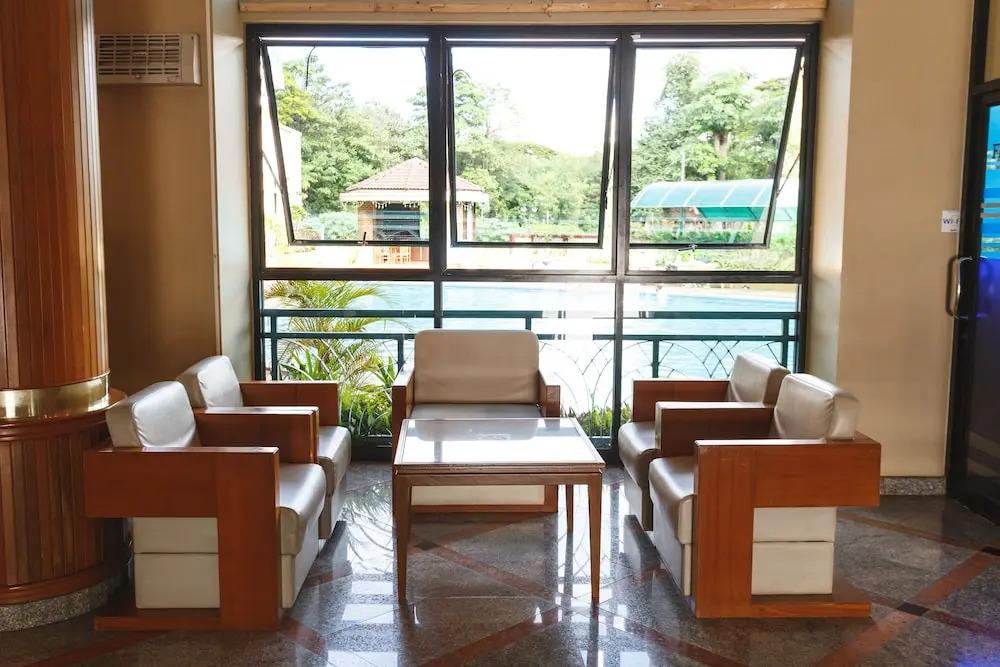 фото Surin Majestic Hotel