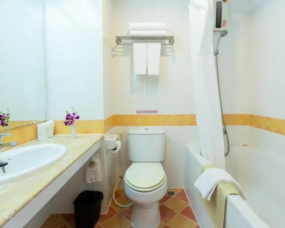 фото Surin Majestic Hotel