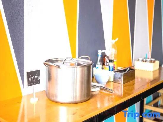 фото Nakarin Hotel