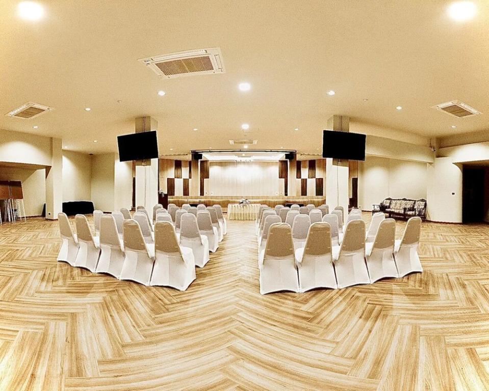 фото M Grand Hotel Roiet