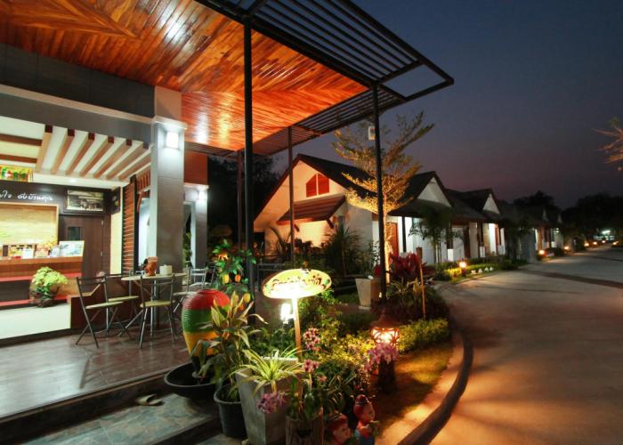 Phakawan Hotel