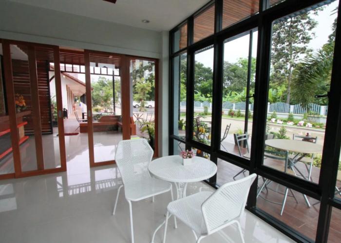 Phakawan Hotel