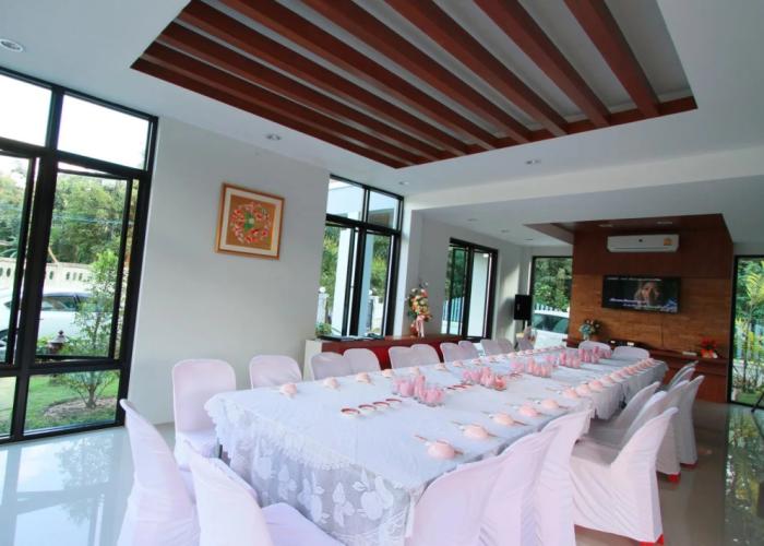 Phakawan Hotel