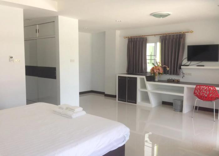 Praiyanan Place Hotel