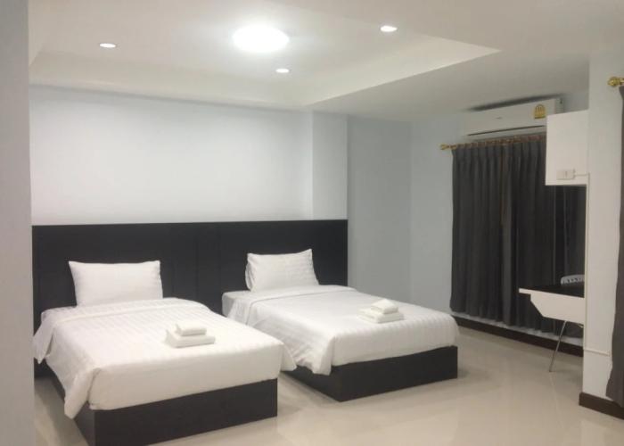 Praiyanan Place Hotel