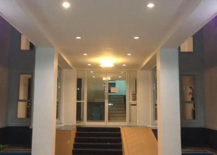 Praiyanan Place Hotel