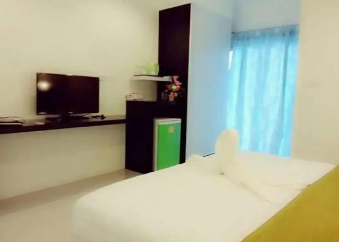 De-complex Apartment
