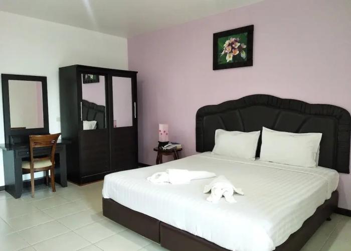 Phusuay Park View Hotel
