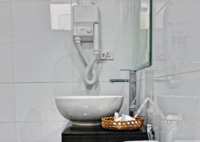 Awesome Hotel