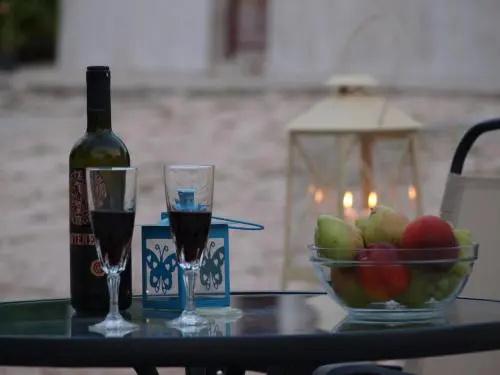 Aristotelis Apartments