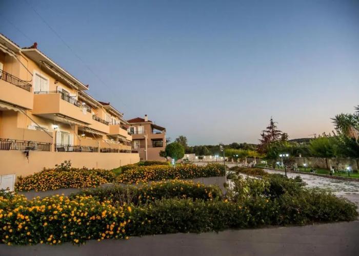 Aristotelis Apartments