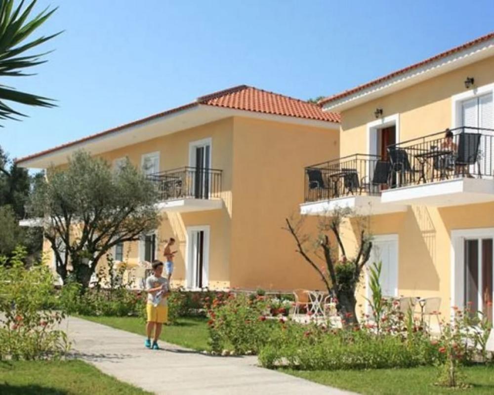 фото Pythos Studios and Apartments