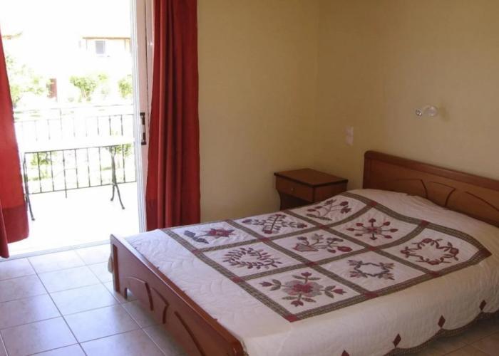 Pythos Studios and Apartments