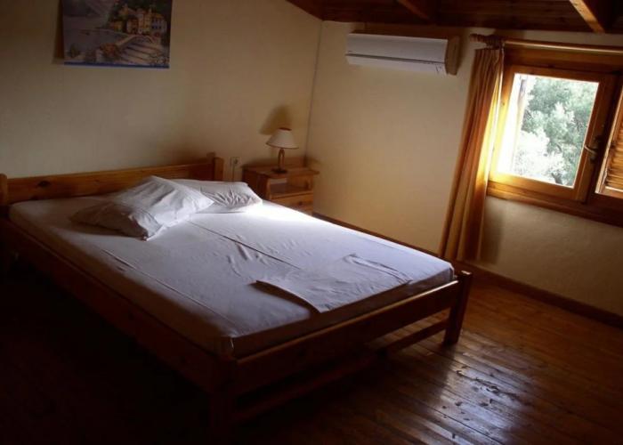 Pythos Studios and Apartments