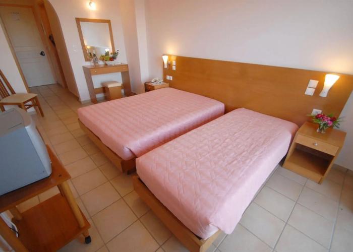 Limanaki Hotel