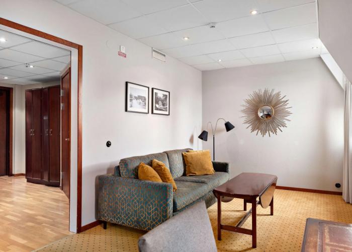 Best Western Plus Grand Hotel