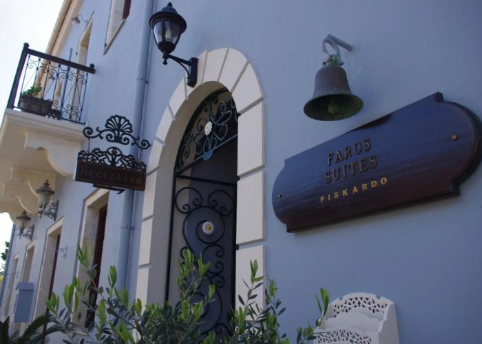Faros Suites - Adults Only