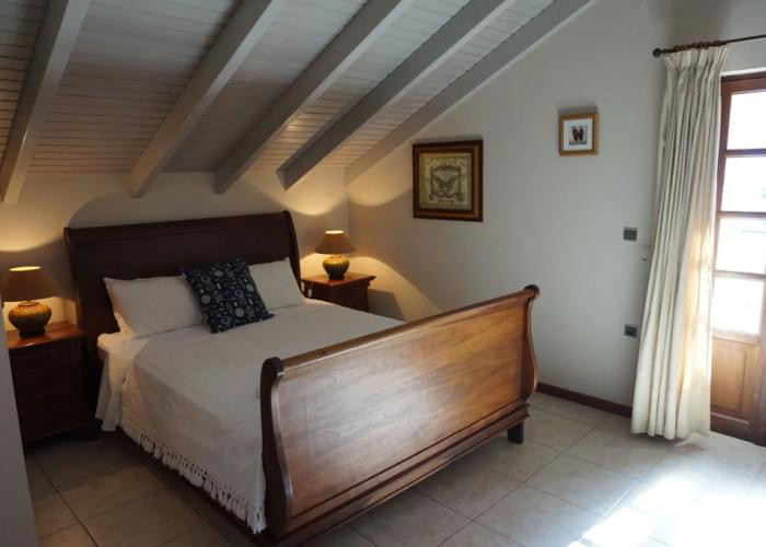 Faros Suites - Adults Only