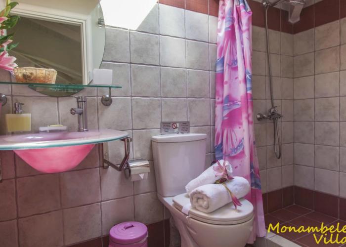 Monambeles Villas