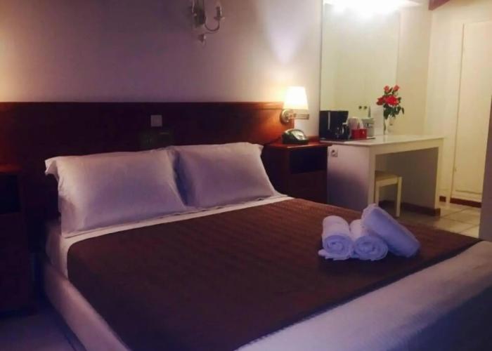 Sunrise Inn Hotel