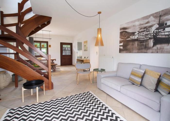 Tettix Summer House