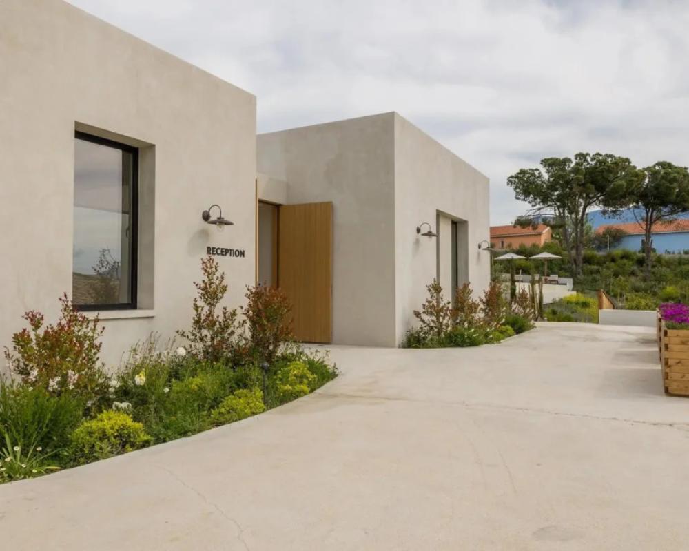 Eliamos Villas Hotel & Spa