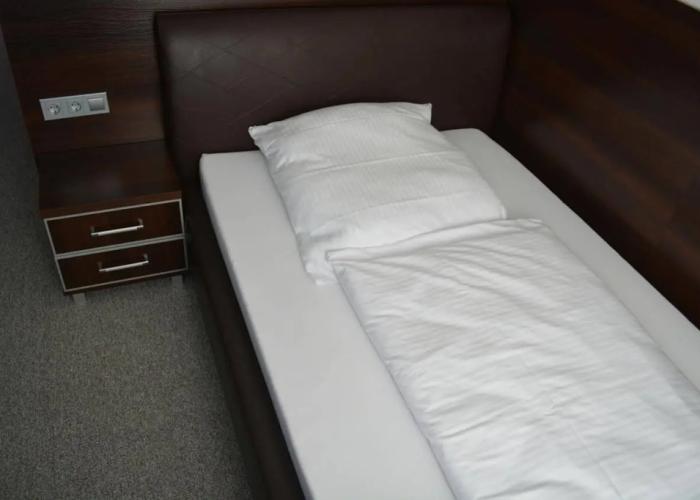 B&D Hotel