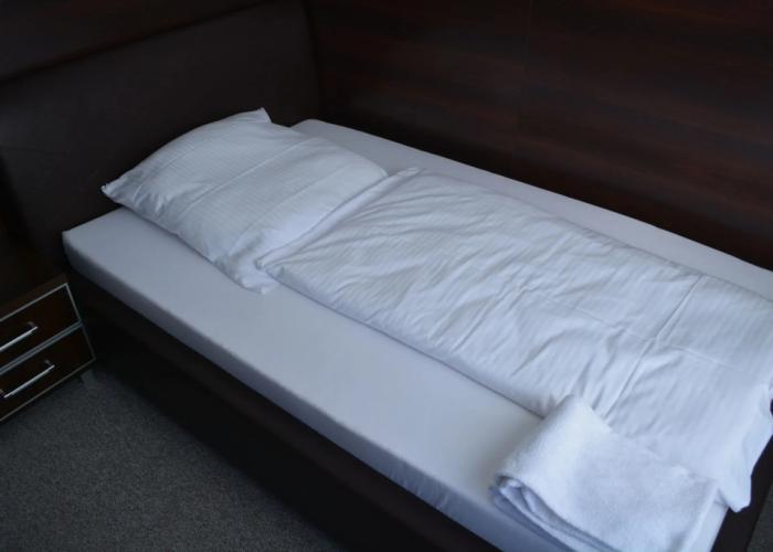 B&D Hotel