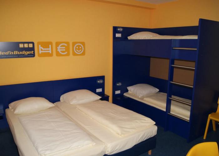 Bed'nBudget Expo-Hostel Rooms