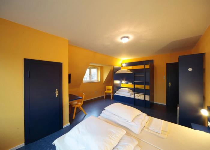 Bed'nBudget Expo-Hostel Rooms