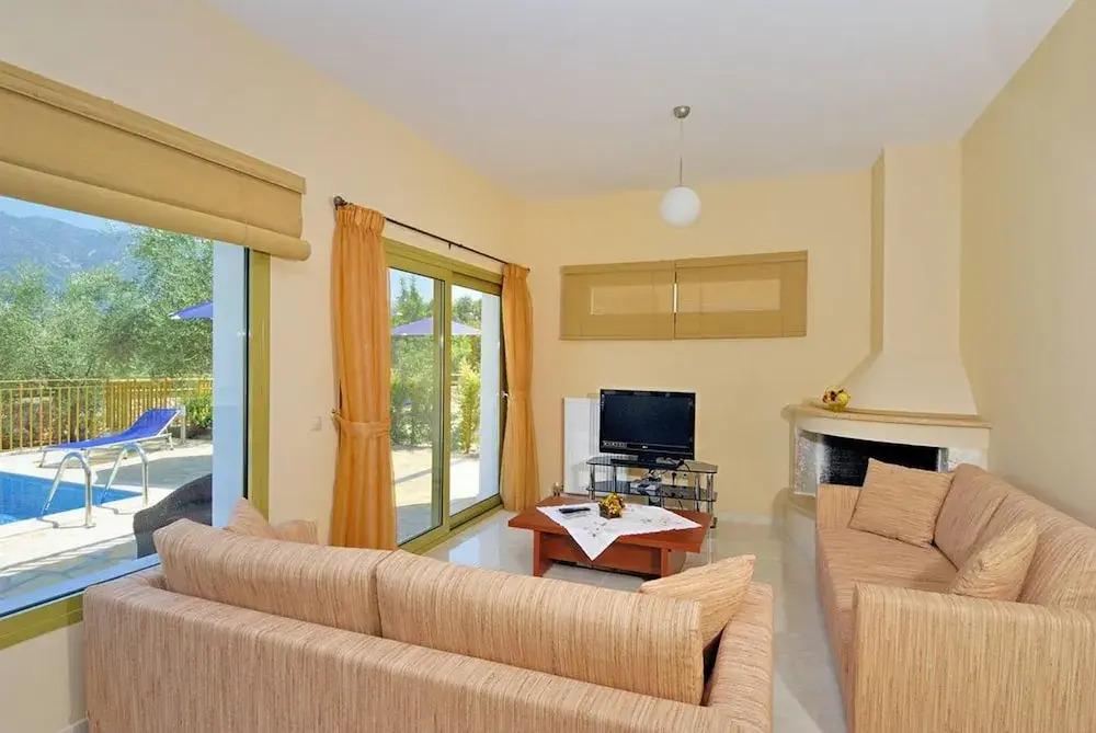 Villa Pinelopi With 2 Bedrooms and 3 Bathrooms