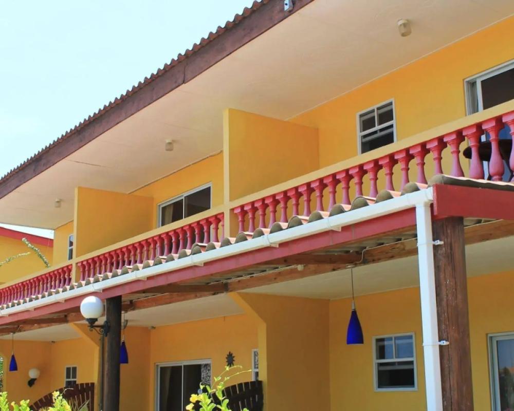 Bahia Apartments & Diving