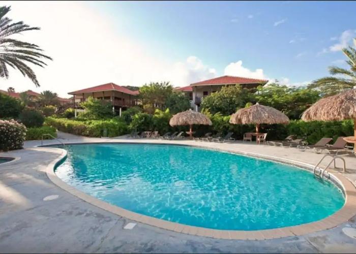 Blue Bay Beach Villas
