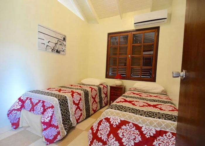 Blue Bay Beach Villas
