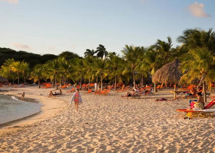 Blue Bay Villas