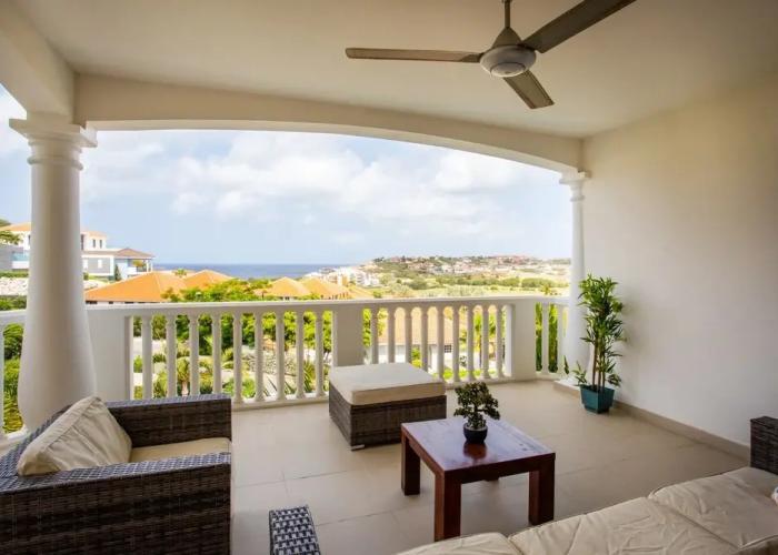 Blue Bay Apartments