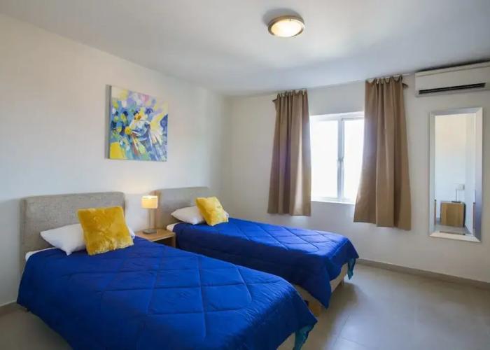 Blue Bay Apartments