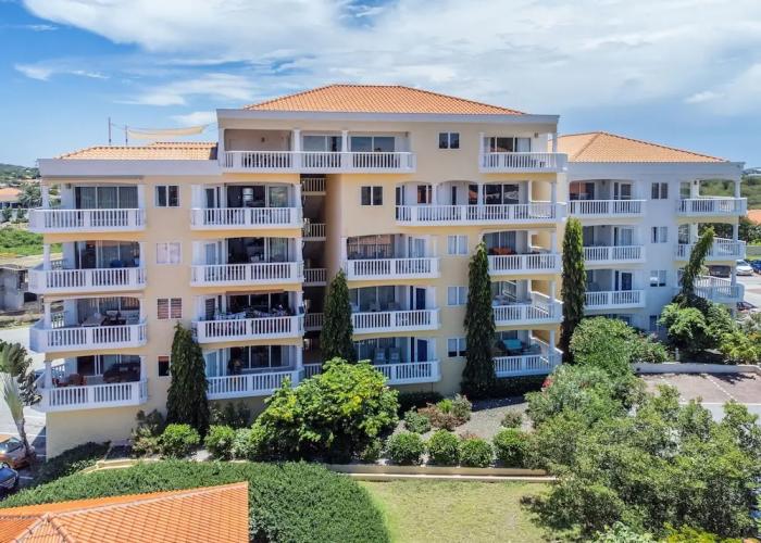 Blue Bay Apartments