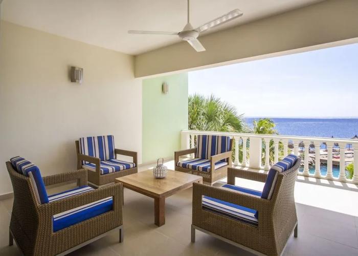 Blue Bay Beach Apartments