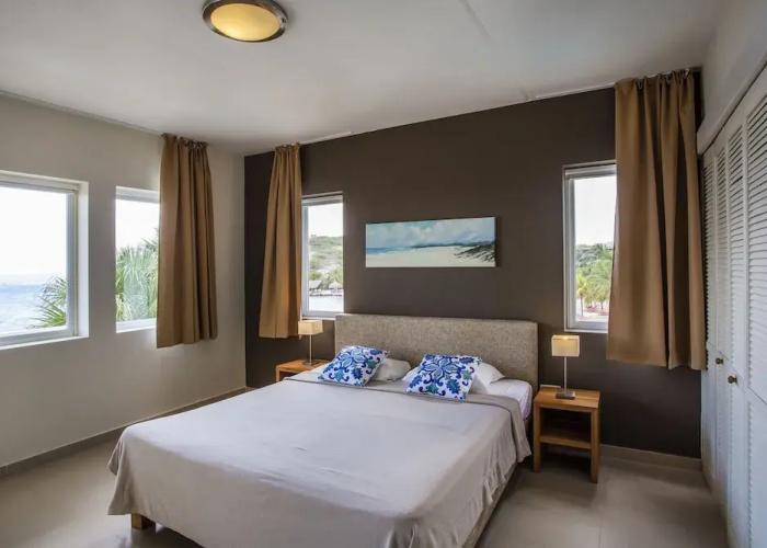 Blue Bay Beach Apartments
