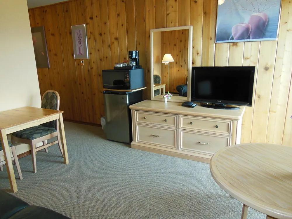 фото Rocky Mountain Springs Lodge