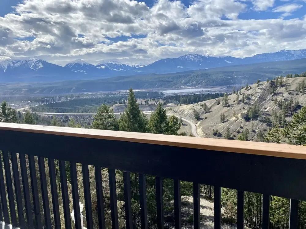 фото Rocky Mountain Springs Lodge
