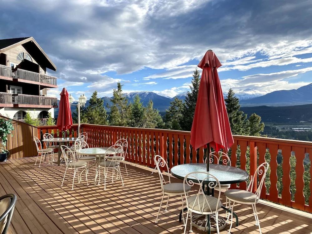 фото Rocky Mountain Springs Lodge