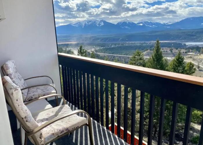 Rocky Mountain Springs Lodge