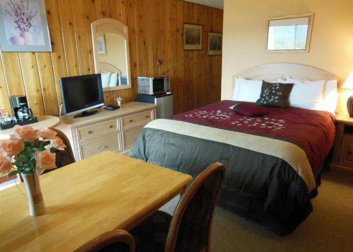Rocky Mountain Springs Lodge