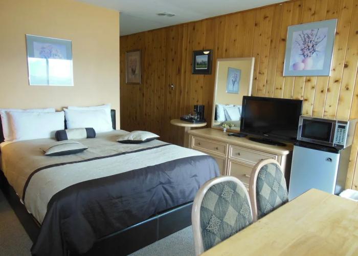 Rocky Mountain Springs Lodge