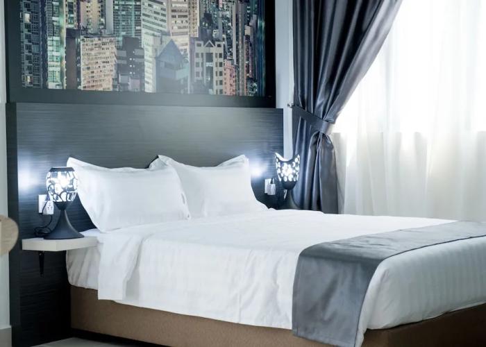 Ezzyhome Medini